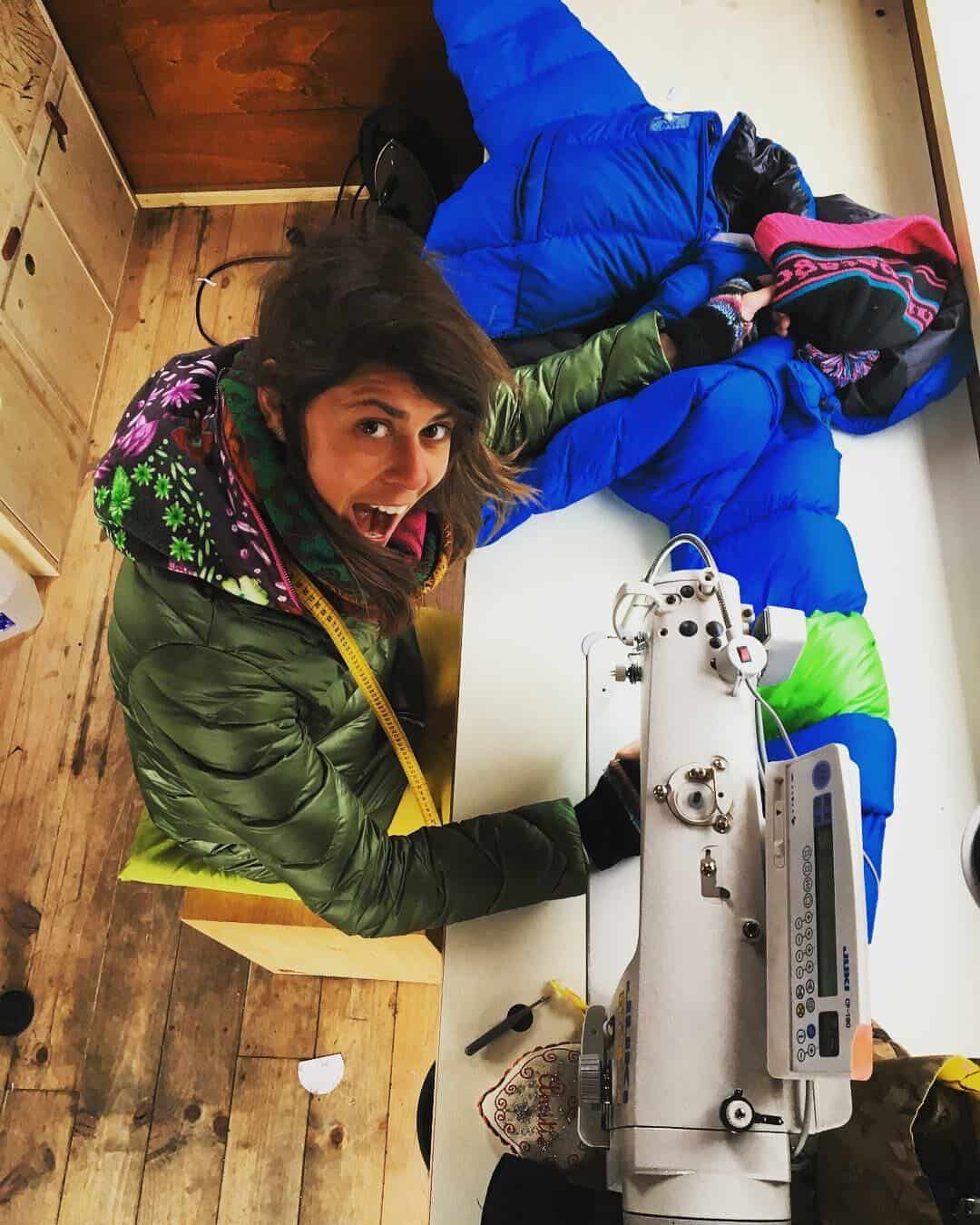 Atelier l'aiguille Anais Bricheux couturière Chamonix Patagonia